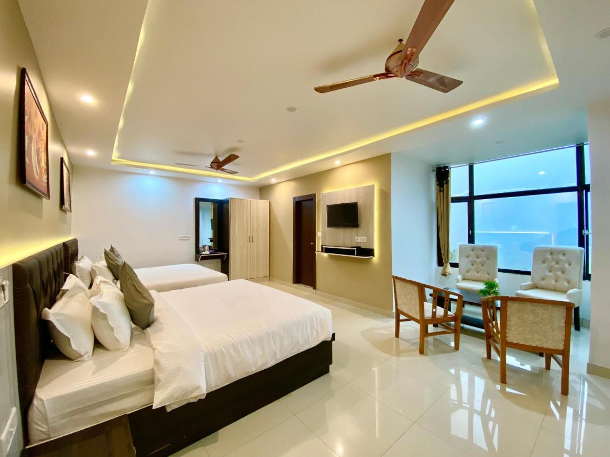 Hotel Kavita Palace Lansdowne Buitenkant foto