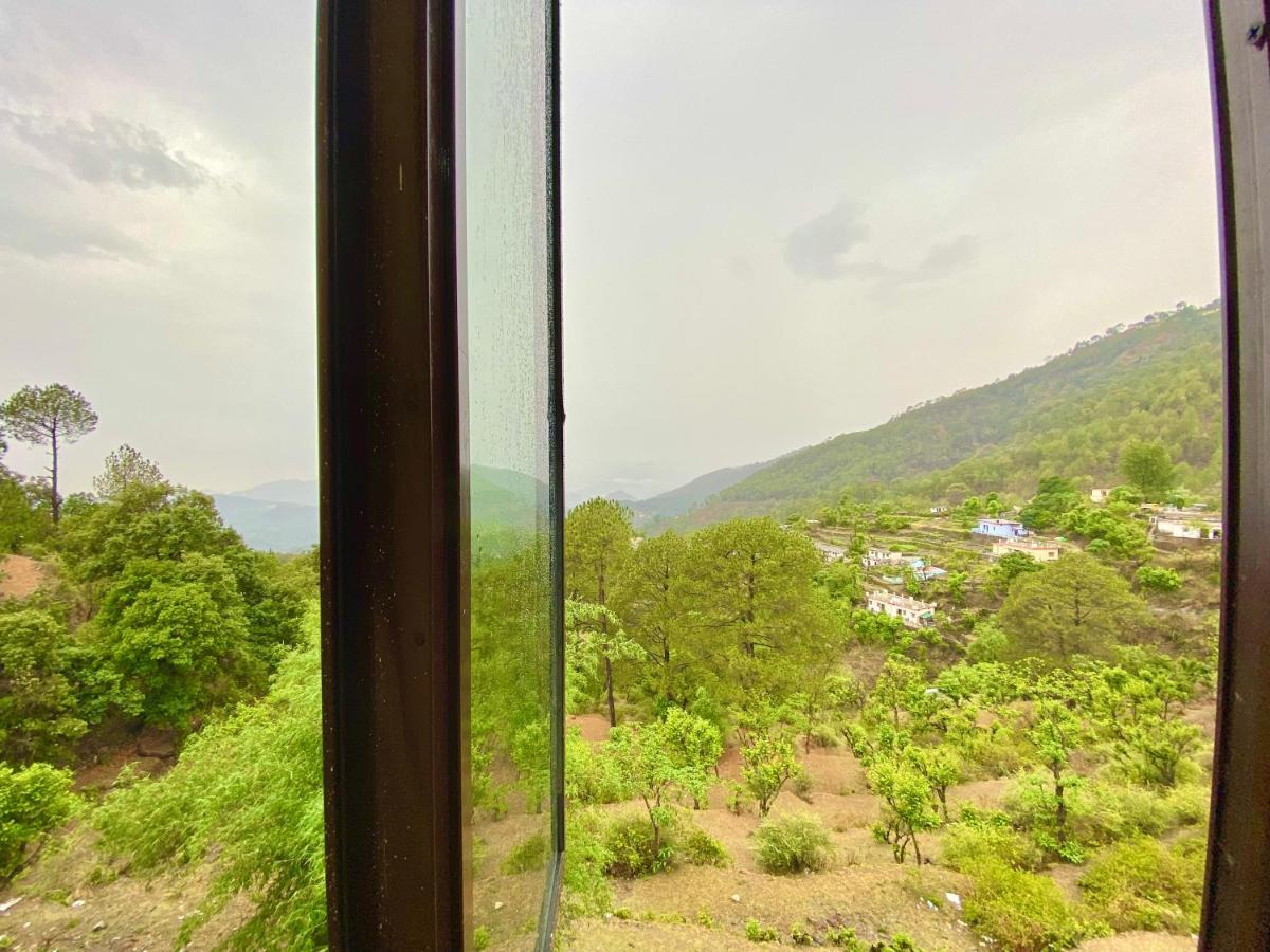 Hotel Kavita Palace Lansdowne Buitenkant foto