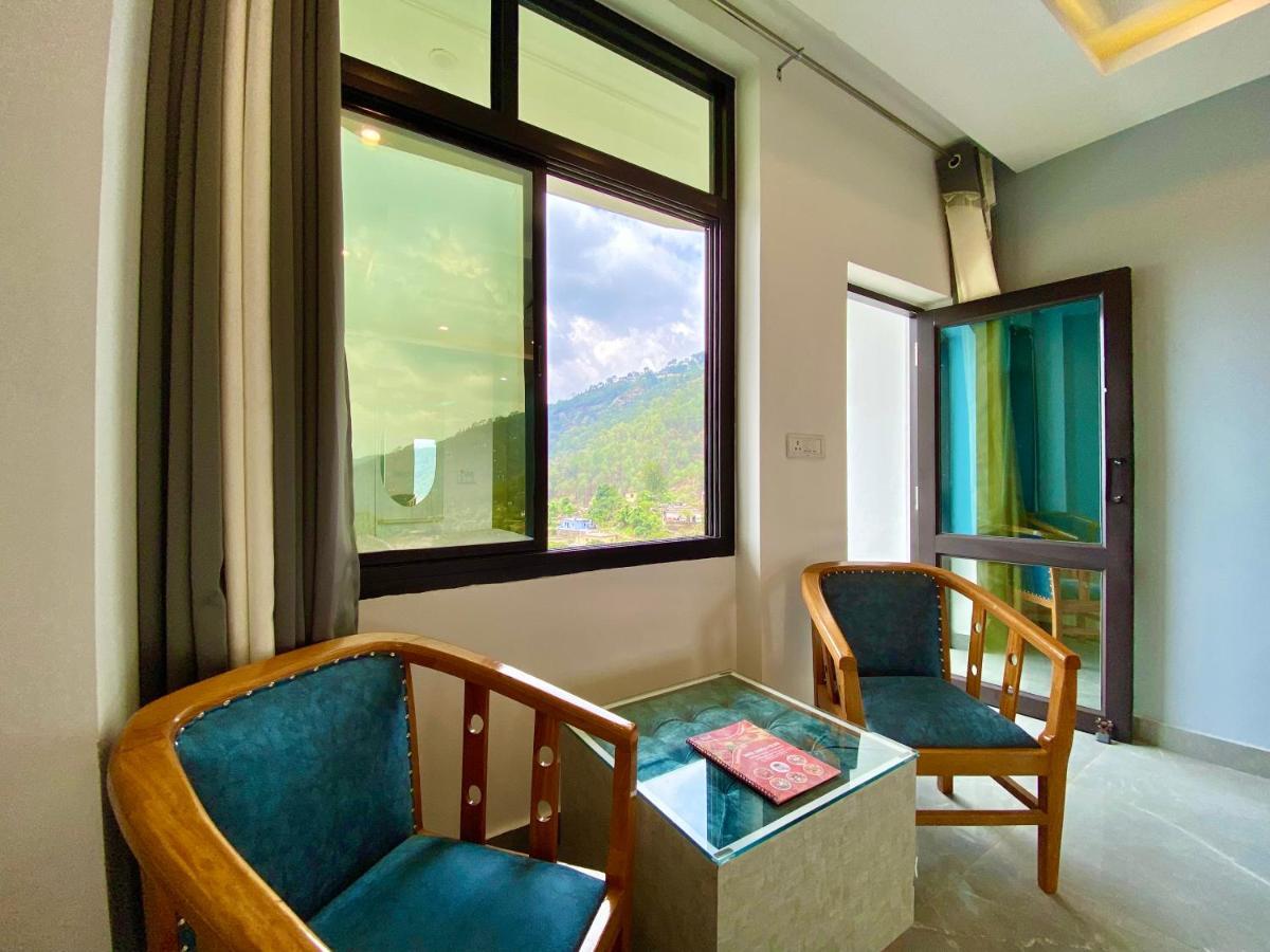 Hotel Kavita Palace Lansdowne Buitenkant foto